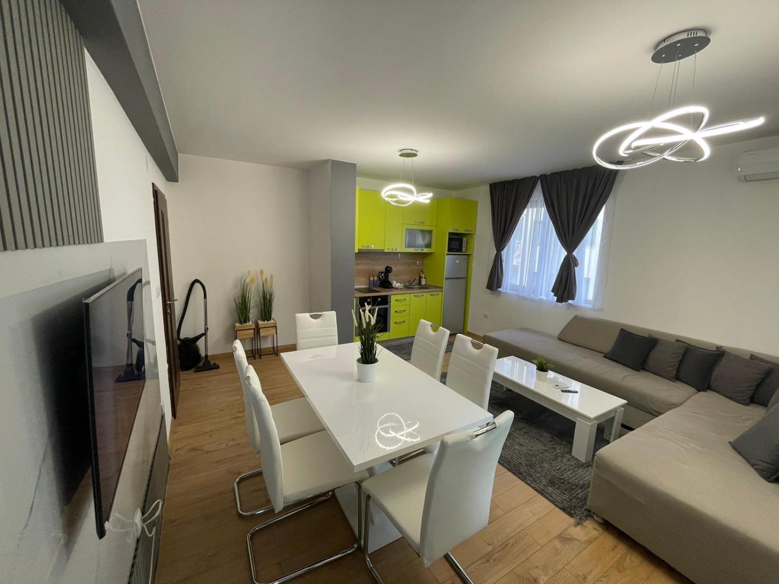 Апартамент Св. Антоний Велики Apartment St. Anthony The Great 桑丹斯基 外观 照片